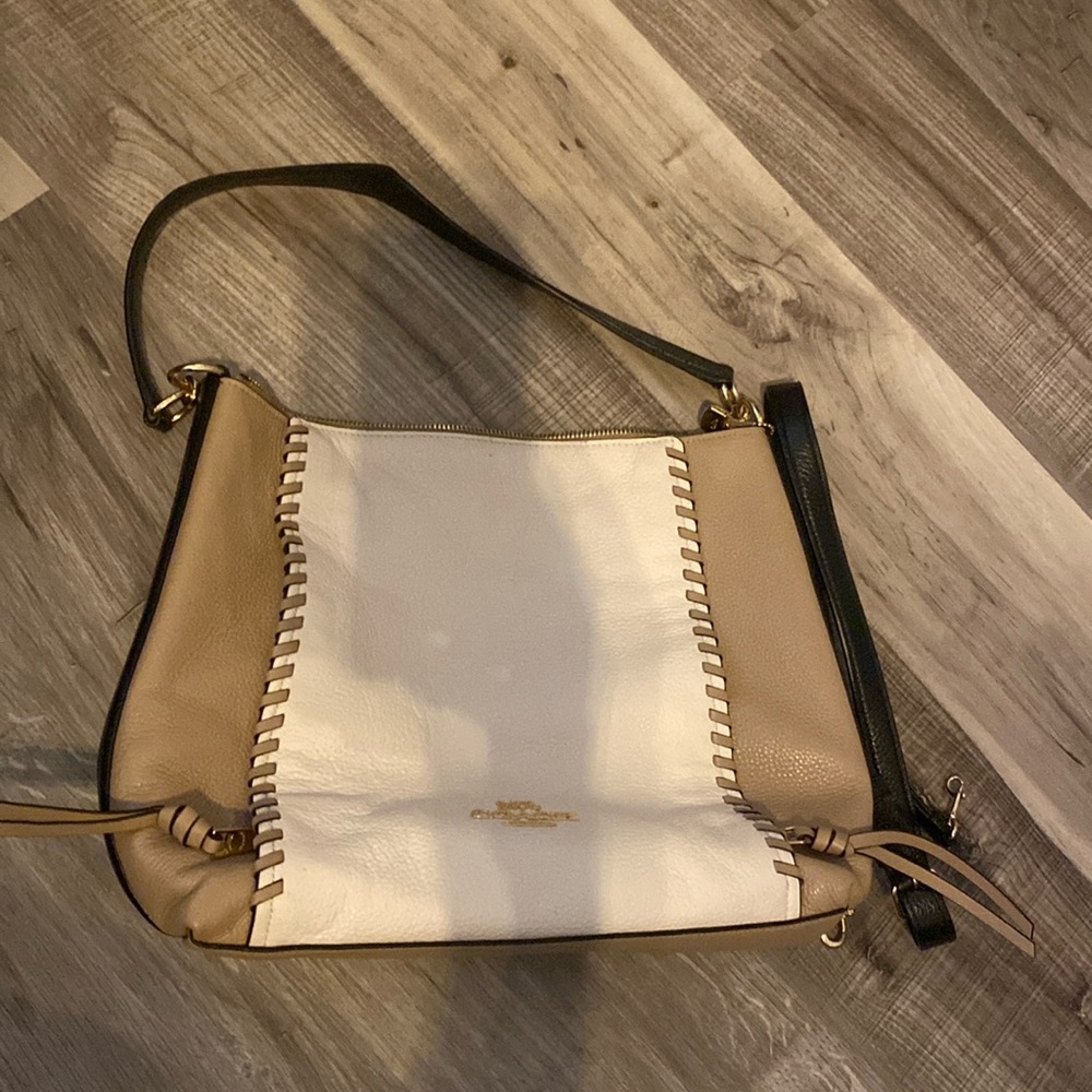 Like new coach bag cream/brown/black